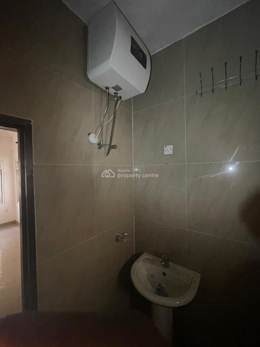 Spacious One Bedroom Apartment in a Sweet and Nice Neighborhood, Main Utako, Utako, Abuja, Mini Flat (room and Parlour) for Rent