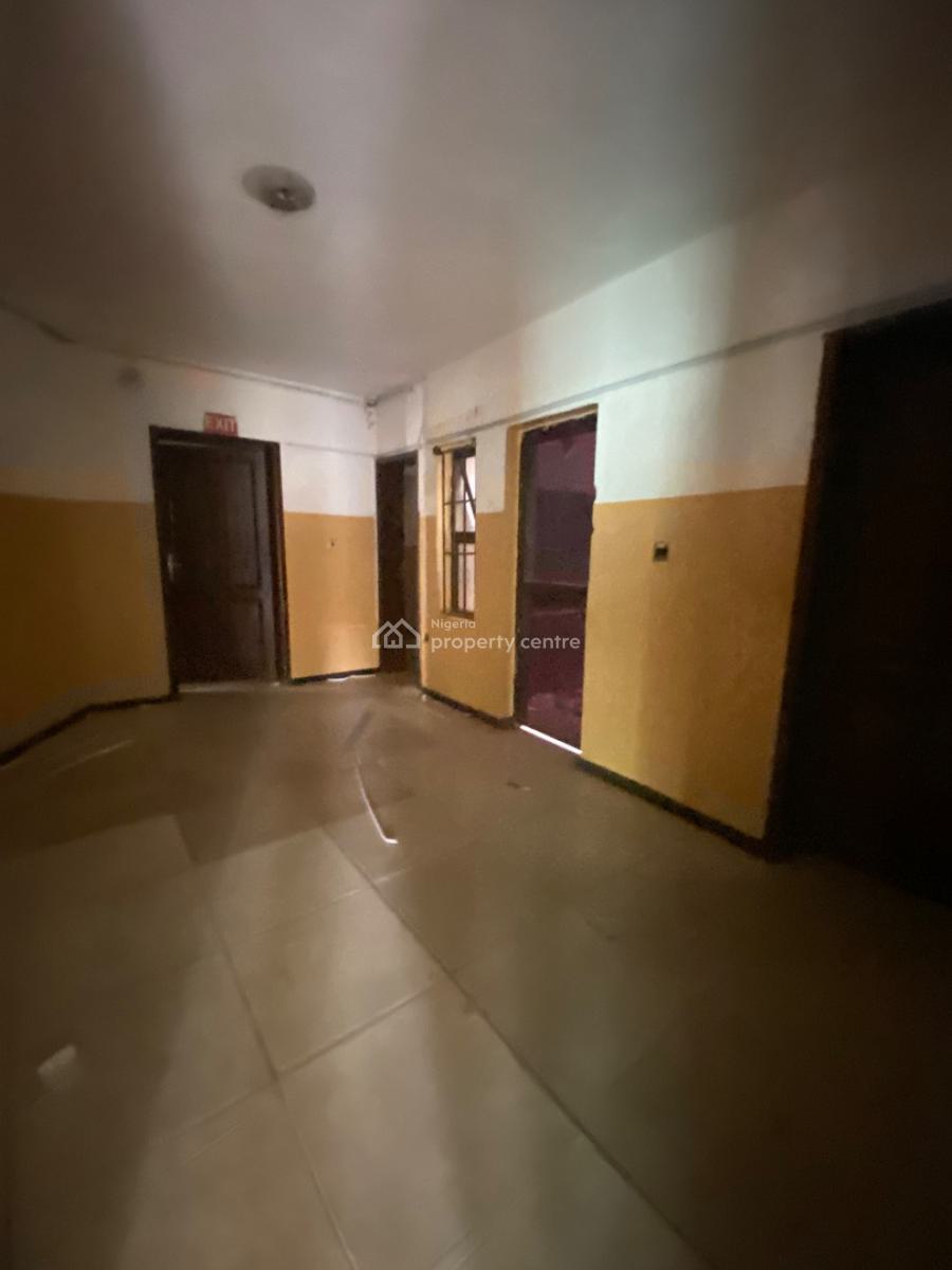 7-bedroom Semi-detached House, Off Isaac John Street, Ikeja Gra, Ikeja, Lagos, Semi-detached Duplex for Rent