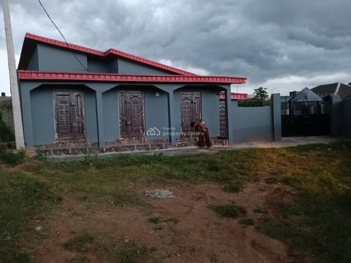 2 Unit of 2 Bedroom Bungalow with Shops, Alapata, Off Lifeforte Group of School, Apẹtẹ, Ibadan, Oyo, Block of Flats for Sale