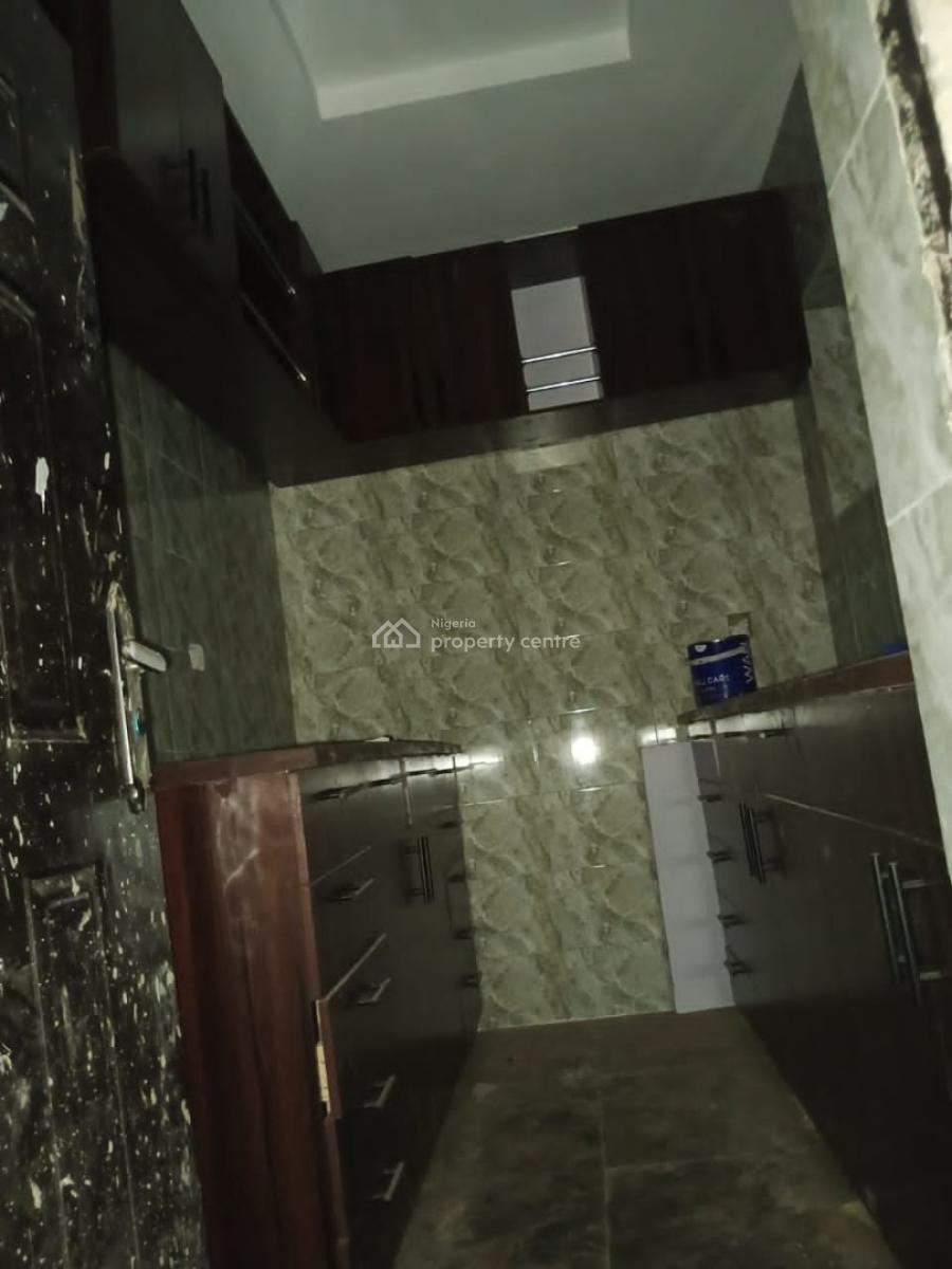 2 Unit of 2 Bedroom Bungalow with Shops, Alapata, Off Lifeforte Group of School, Apẹtẹ, Ibadan, Oyo, Block of Flats for Sale