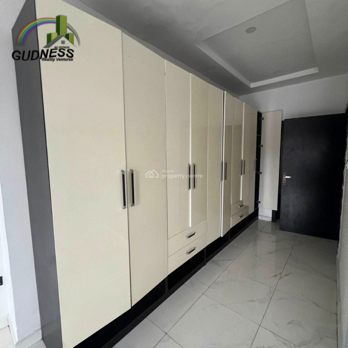 5 Bedroom Fully Detached Duplex with Bq, Ikota, Lekki, Lagos, Detached Duplex for Rent