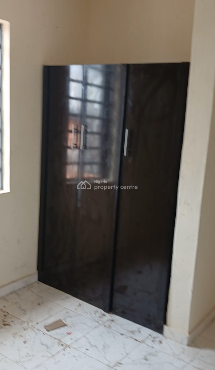 Newly Built Executive 2 Bedroom Upstairs, Ogombo, Ajah, Lekki Phase 2, Lekki, Lagos, Flat / Apartment for Rent