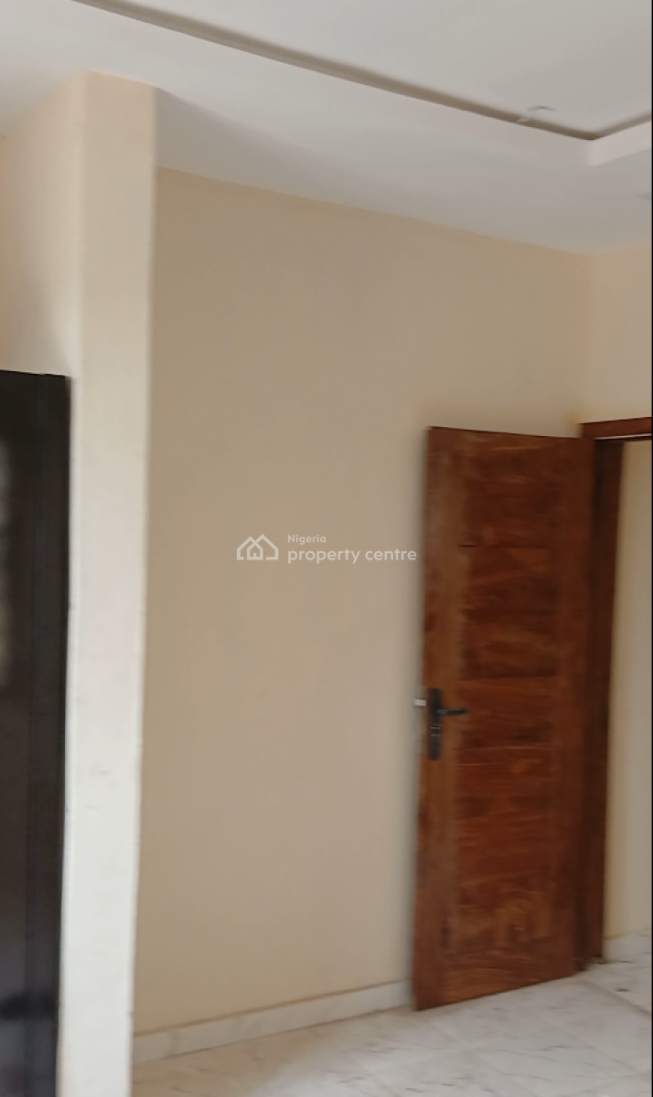 Newly Built Executive 2 Bedroom Upstairs, Ogombo, Ajah, Lekki Phase 2, Lekki, Lagos, Flat / Apartment for Rent