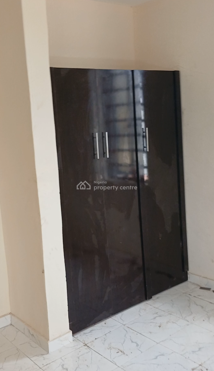 Newly Built Executive 2 Bedroom Upstairs, Ogombo, Ajah, Lekki Phase 2, Lekki, Lagos, Flat / Apartment for Rent