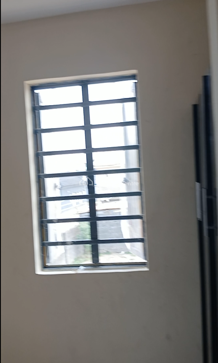 Newly Built Executive 2 Bedroom Upstairs, Ogombo, Ajah, Lekki Phase 2, Lekki, Lagos, Flat / Apartment for Rent