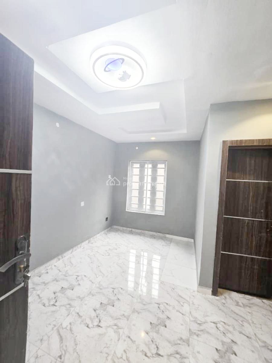 Newly Built Luxury 2 Bedroom Flat, Omole Phase 2, Ikeja, Lagos, Flat / Apartment for Rent