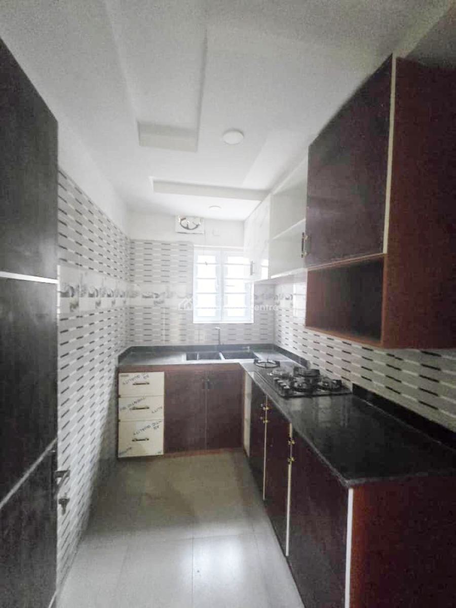 Newly Built Luxury 2 Bedroom Flat, Omole Phase 2, Ikeja, Lagos, Flat / Apartment for Rent