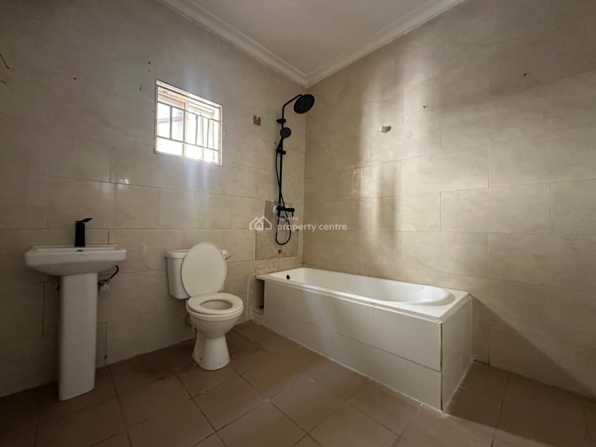 a Spacious 3-bedroom Apartment with Bq, Lekki Phase 1, Lekki, Lagos, Flat / Apartment for Rent