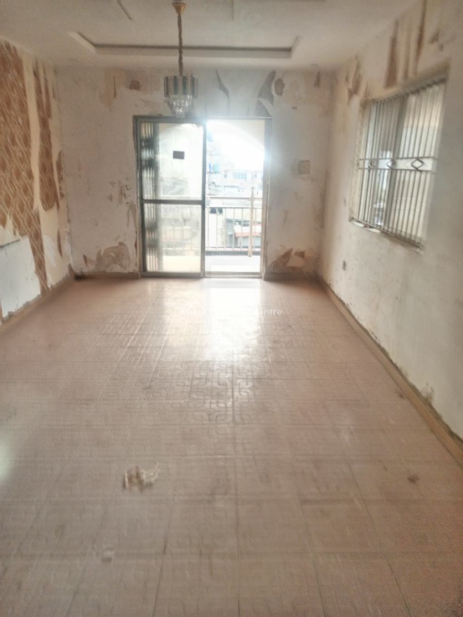 a Very Big 3 Bedroom Flat with Big Dining, Opebi, Ikeja, Lagos, Flat / Apartment for Rent