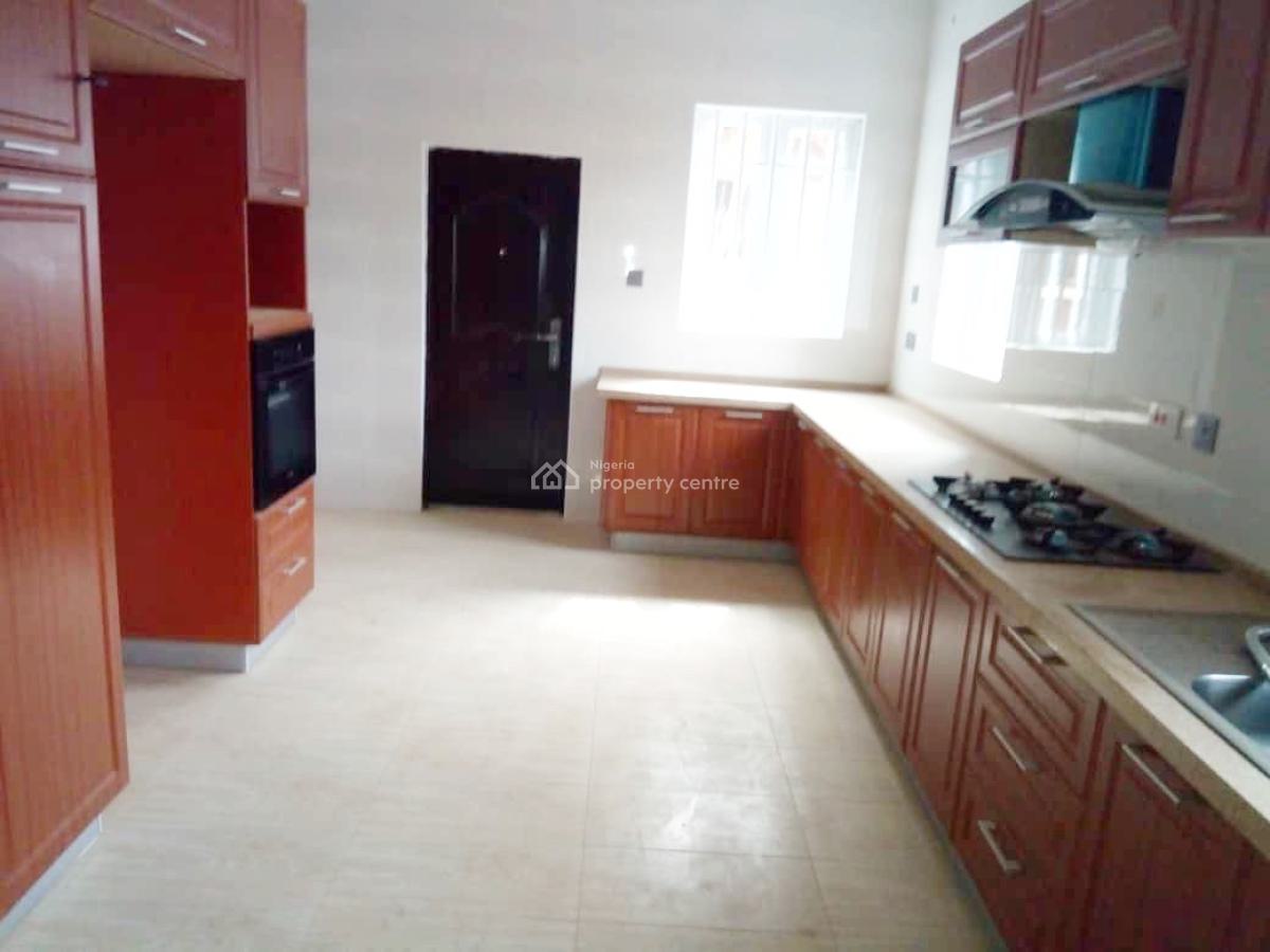 a Well Maintained Spacious 5 Bedroom Fully Detached Duplex with Bq, Adeniyi Jones, Ikeja, Lagos, Detached Duplex for Sale
