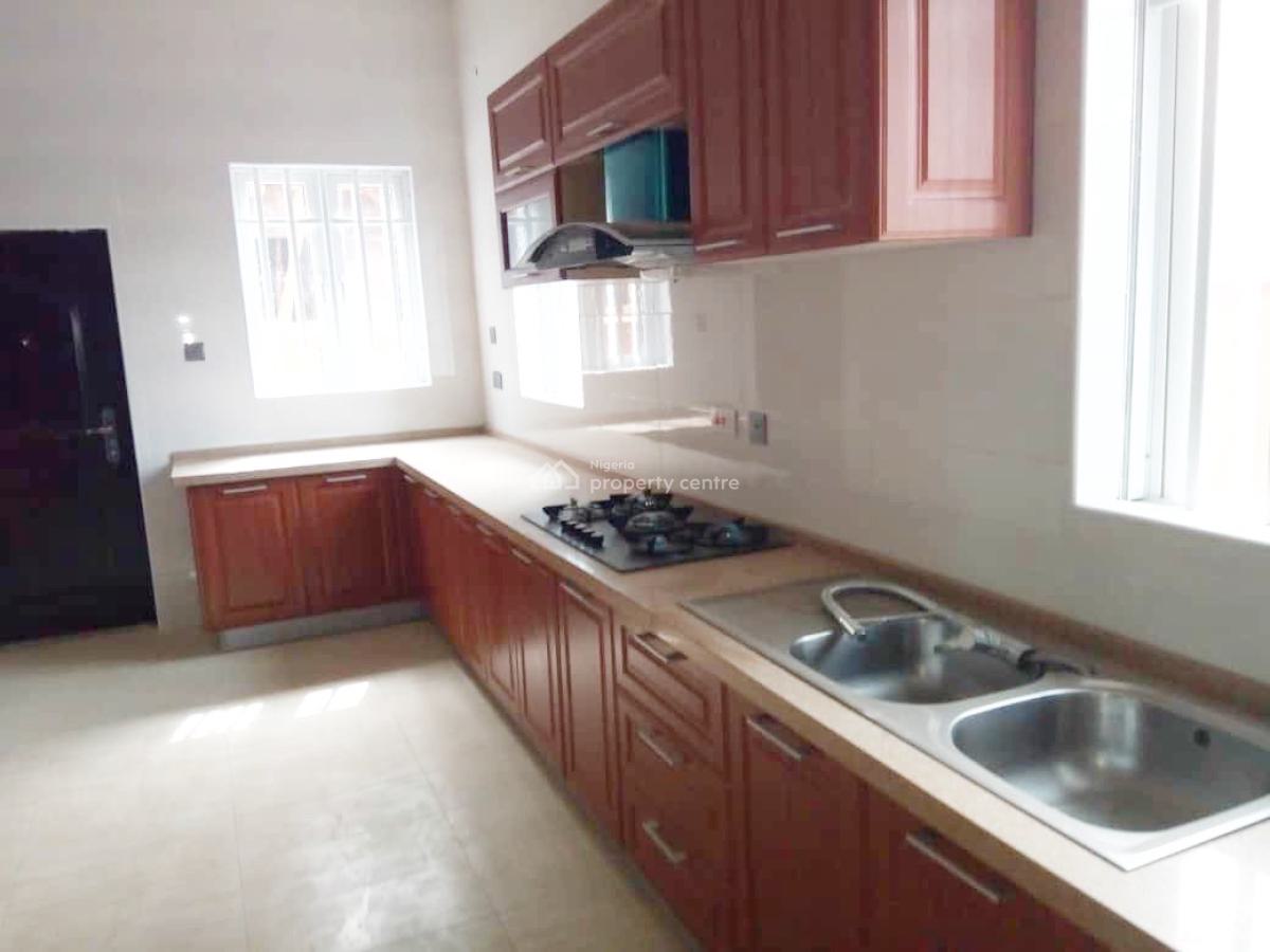 a Well Maintained Spacious 5 Bedroom Fully Detached Duplex with Bq, Adeniyi Jones, Ikeja, Lagos, Detached Duplex for Sale