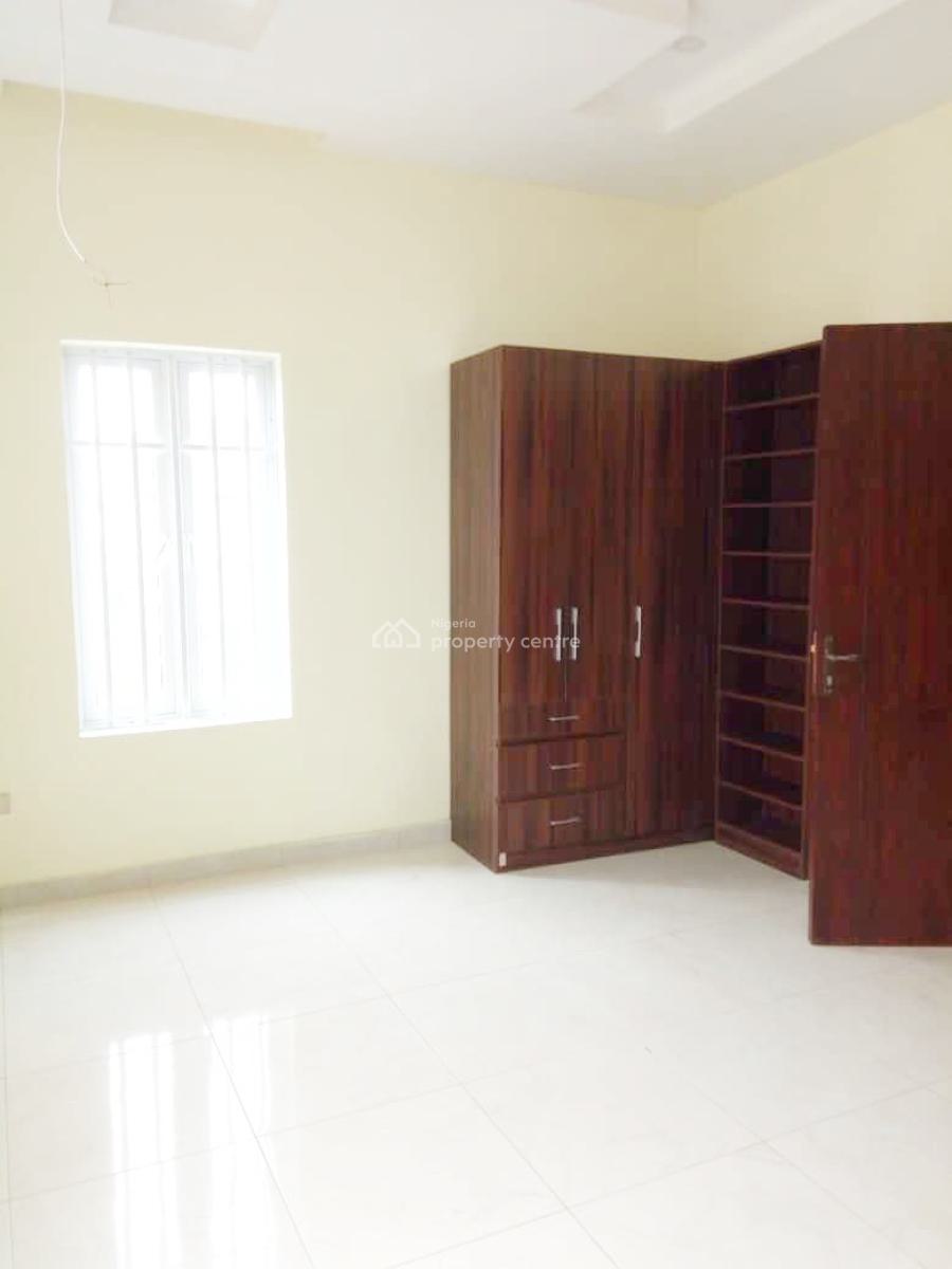 a Well Maintained Spacious 5 Bedroom Fully Detached Duplex with Bq, Adeniyi Jones, Ikeja, Lagos, Detached Duplex for Sale