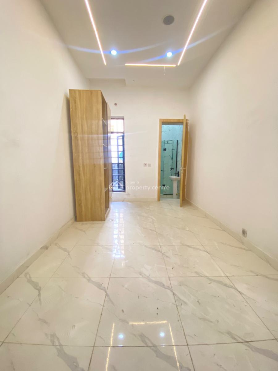 4 Bedroom House with Bq, Ikota, Ikota, Lekki, Lagos, Terraced Duplex for Rent