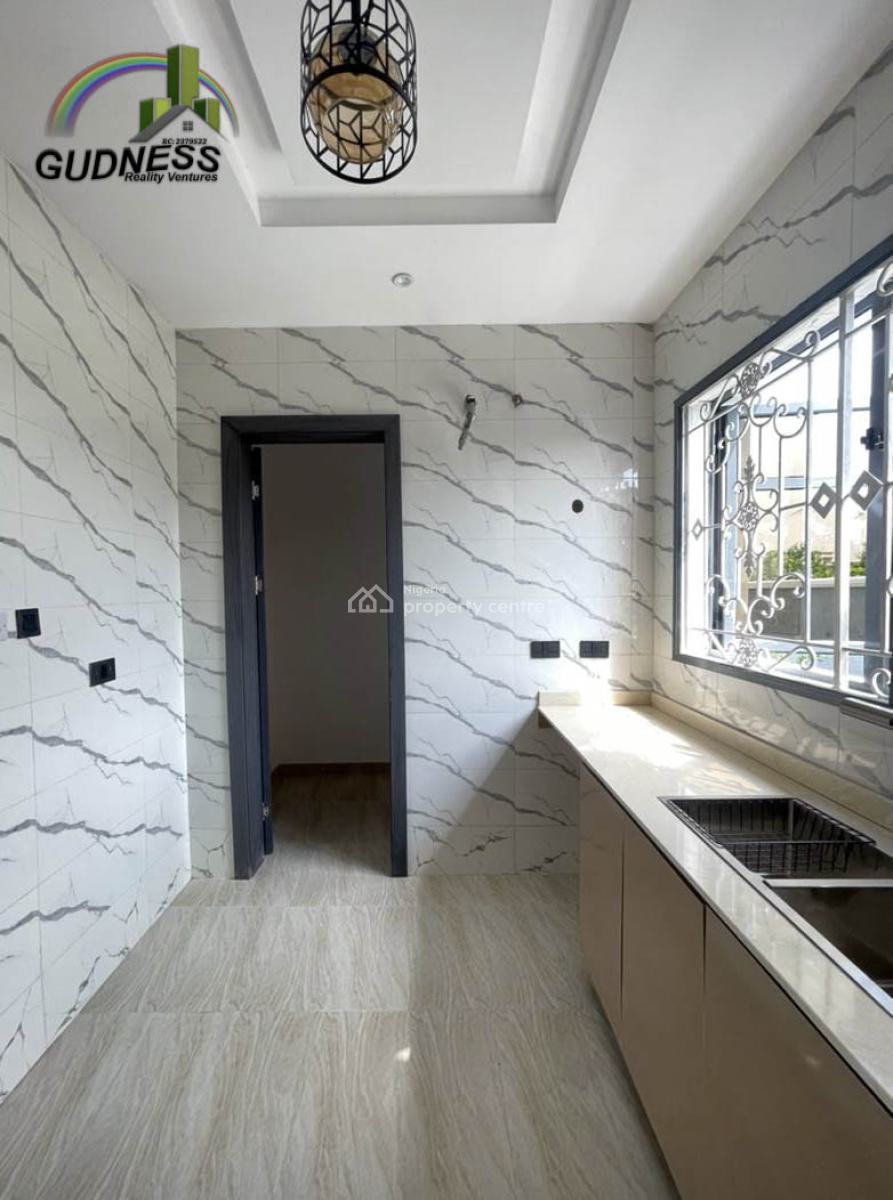 3 Bedroom Flat {downstairs}, Sangotedo, Ajah, Lagos, Flat / Apartment for Rent