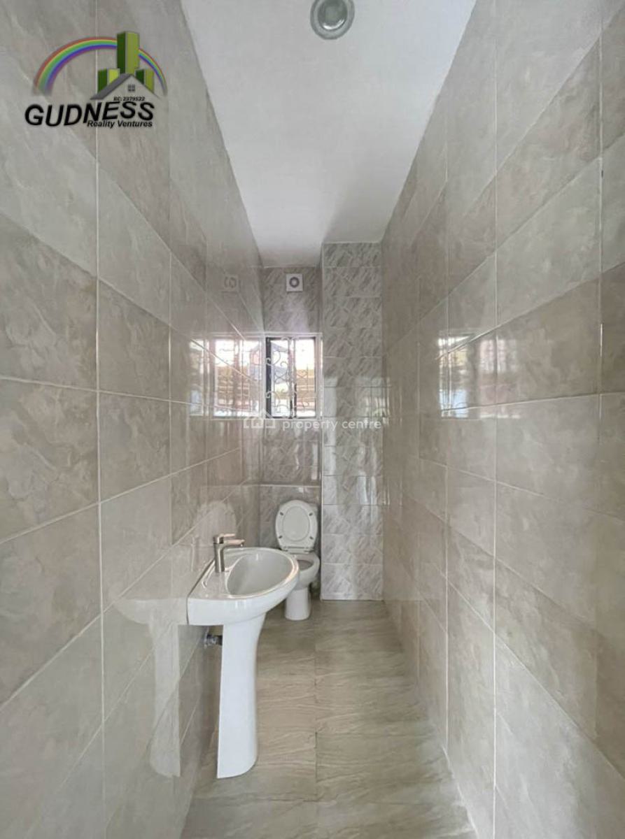 3 Bedroom Flat {downstairs}, Sangotedo, Ajah, Lagos, Flat / Apartment for Rent