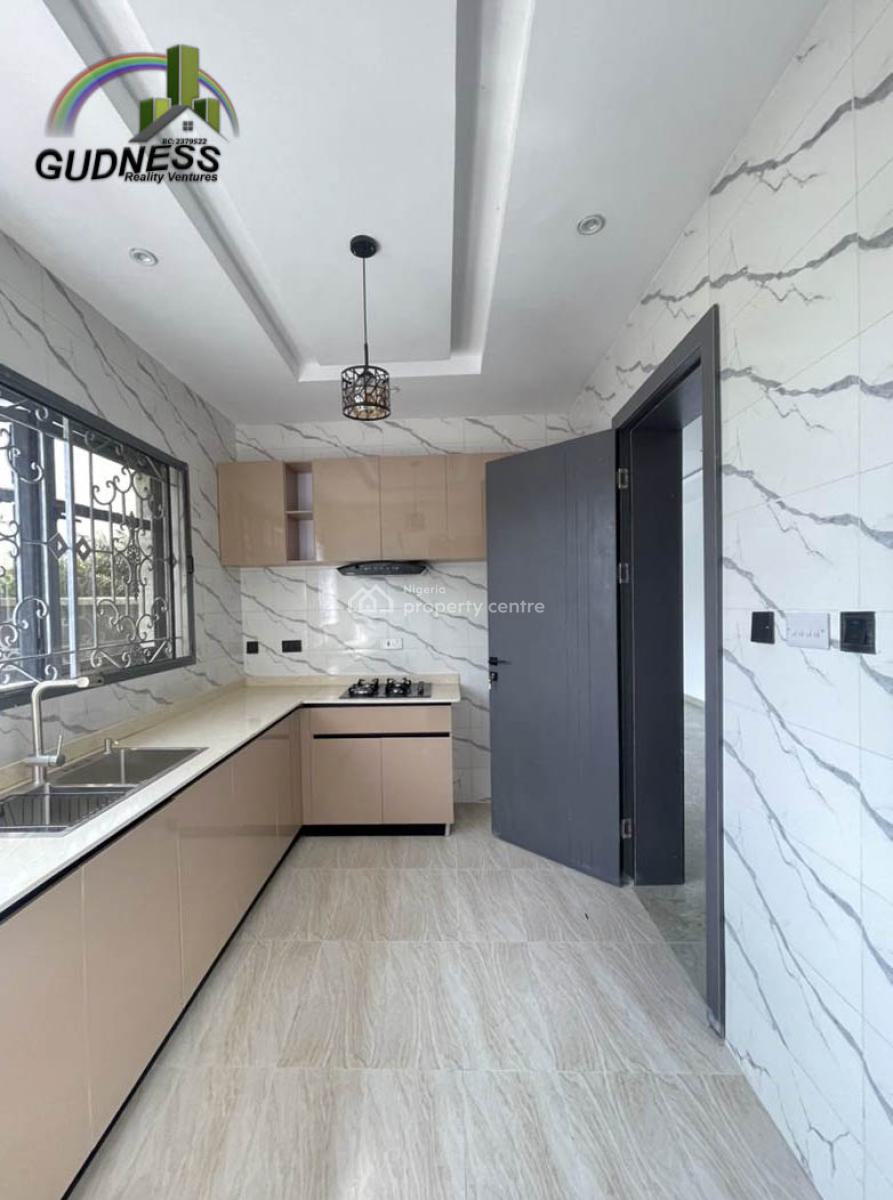 3 Bedroom Flat {downstairs}, Sangotedo, Ajah, Lagos, Flat / Apartment for Rent