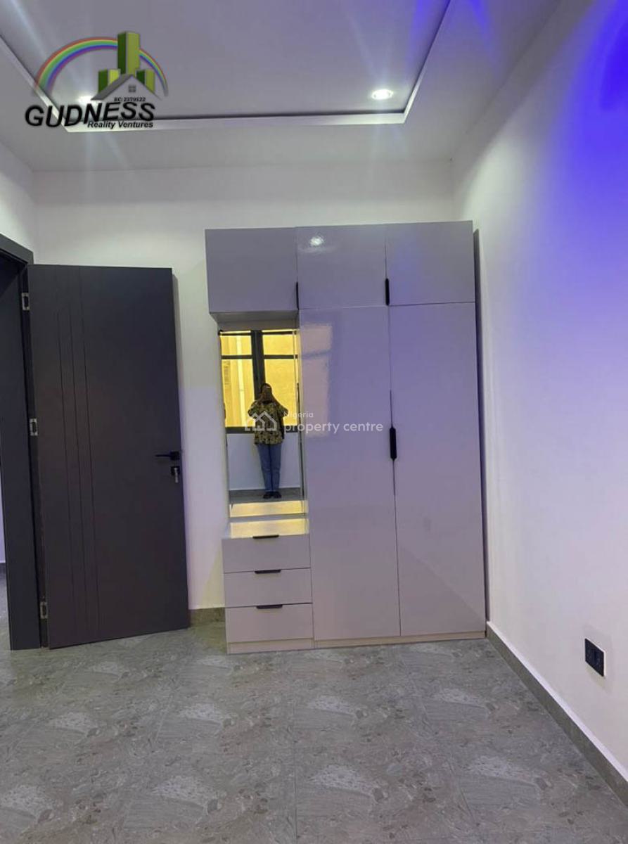 3 Bedroom Flat {downstairs}, Sangotedo, Ajah, Lagos, Flat / Apartment for Rent