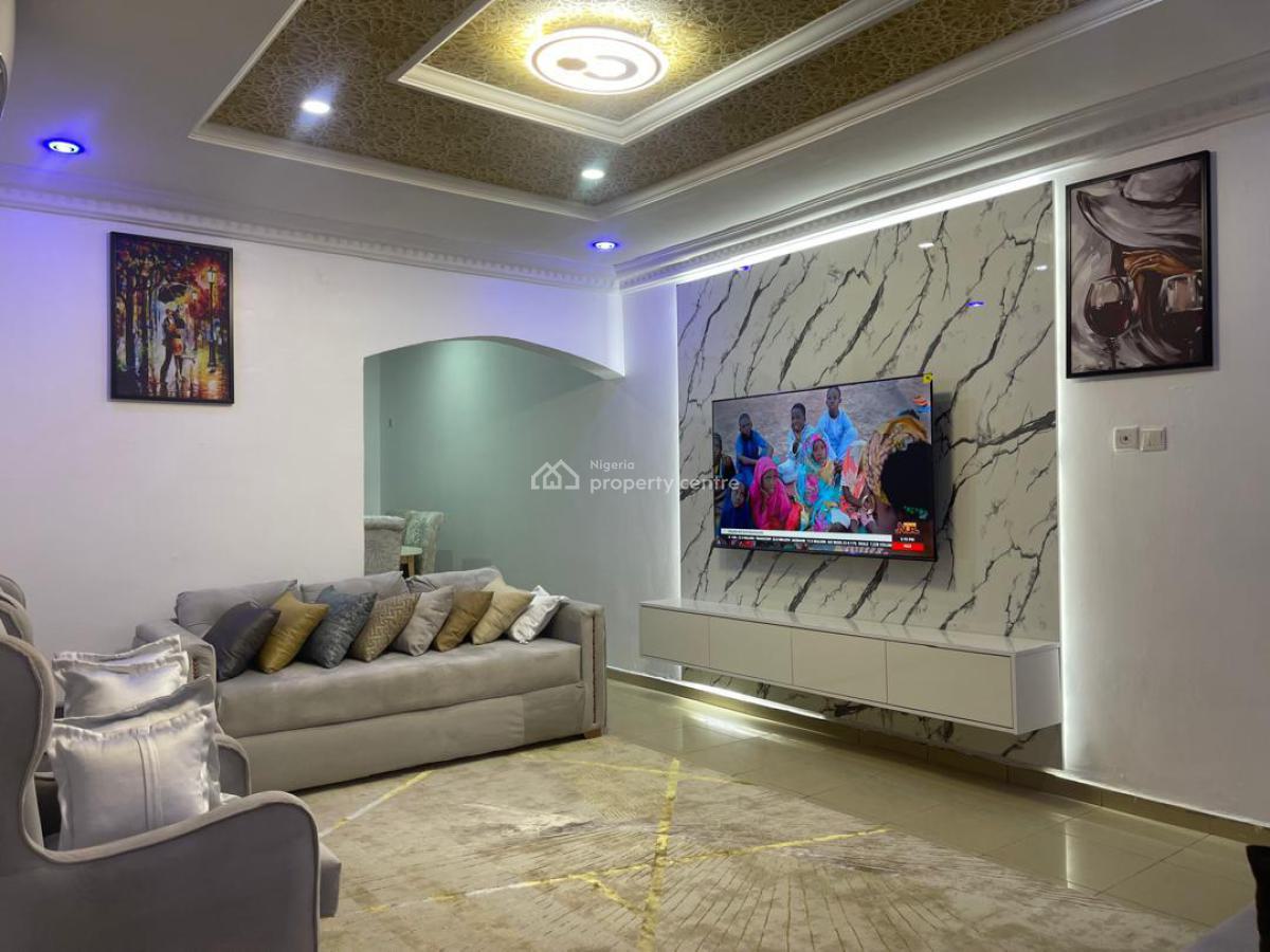 3 Bedroom Fully Furnished Service Apartment, Off 3rd Avenue, Gwarinpa, Abuja, Flat / Apartment for Rent
