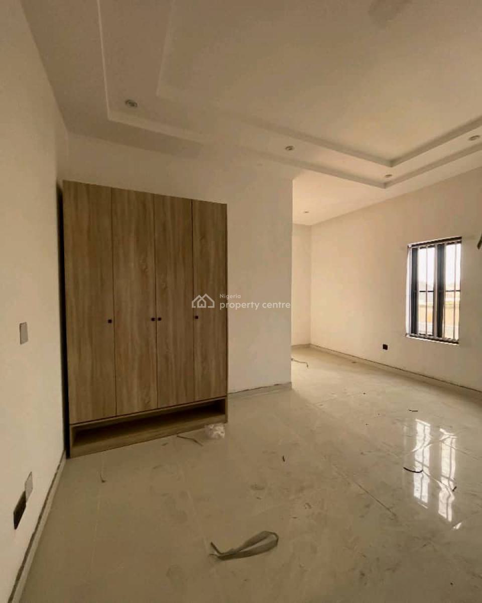 Brand-new Fully Fitted 3 Bedroom Apartment, Lekki,right, Lekki Phase 1, Lekki, Lagos, Flat / Apartment for Rent