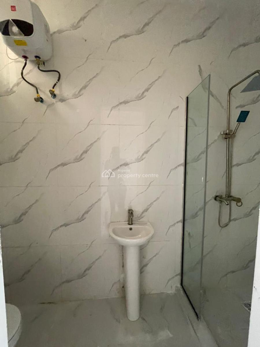 Elegant 4-bedroom Semi-detached Duplex with Premium Family Lounge, Ikota, Lekki, Lagos, Semi-detached Duplex for Sale