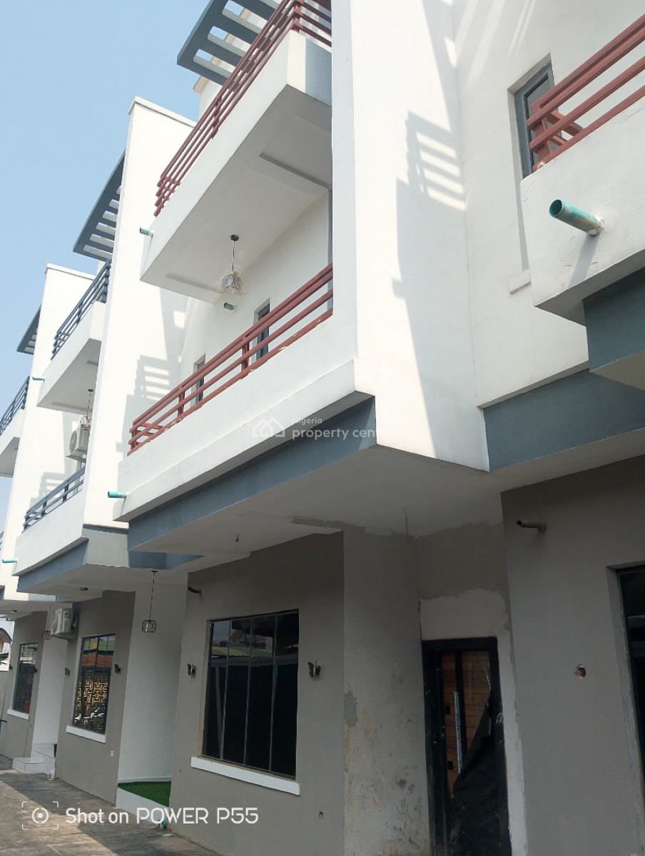 4 Bedroom Terraced Duplex, Omole Phase 2 Extension (olowora), Omole Phase 2, Ikeja, Lagos, Terraced Duplex for Sale