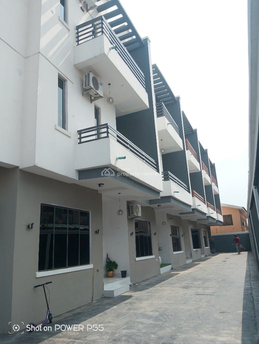 4 Bedroom Terraced Duplex, Omole Phase 2 Extension (olowora), Omole Phase 2, Ikeja, Lagos, Terraced Duplex for Sale