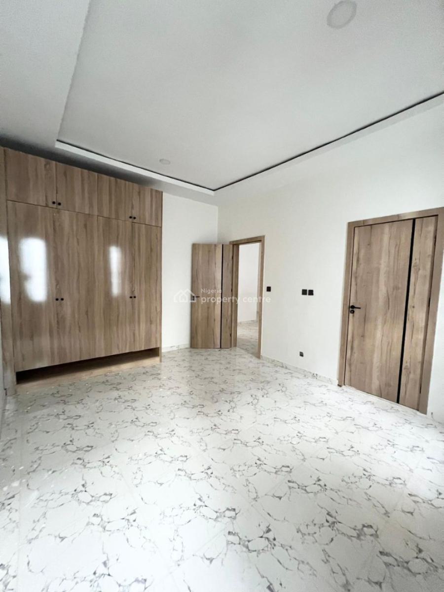 Contemporary 3-bedroom Terrace Homes with Pool, Gym & Leisure Space, Ilaje, Ajah, Lagos, Terraced Duplex for Sale