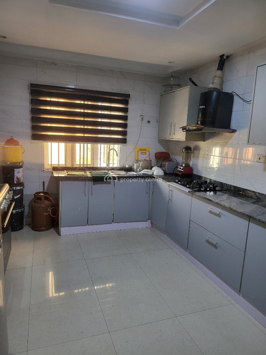 Furnished 3 Bedroom Flat with Bq, Off Admiralty Way, Lekki Phase 1, Lekki, Lagos, Flat / Apartment for Rent