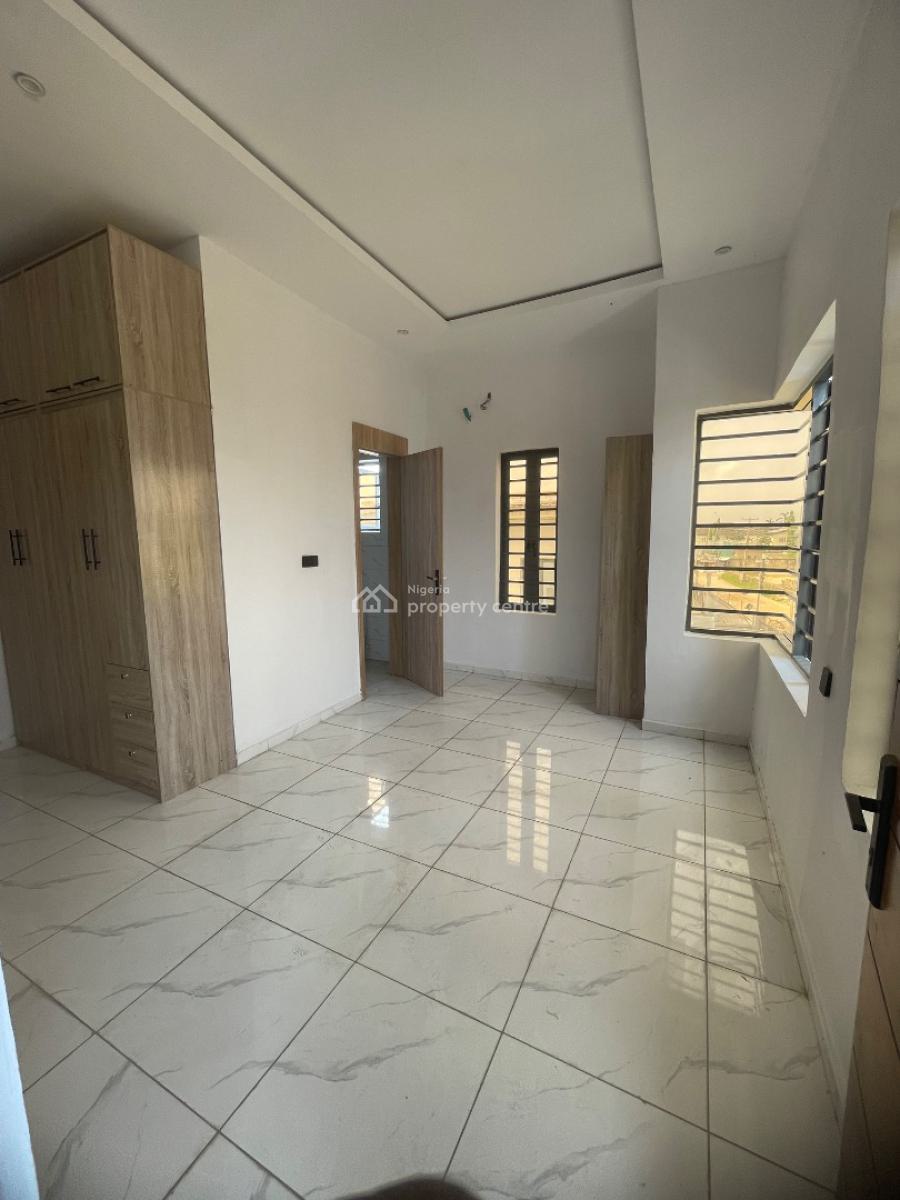 Luxury and Standard 5 Bedroom Duplex, General Paint, Ajah, Lagos, Detached Duplex for Sale