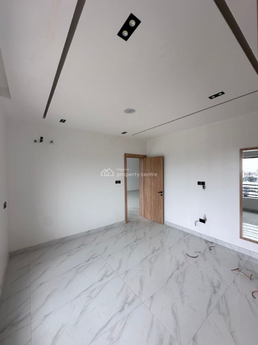 2 Bedroom Service Apartment with a Bq, Lekki Phase 1, Lekki, Lagos, Flat / Apartment for Sale