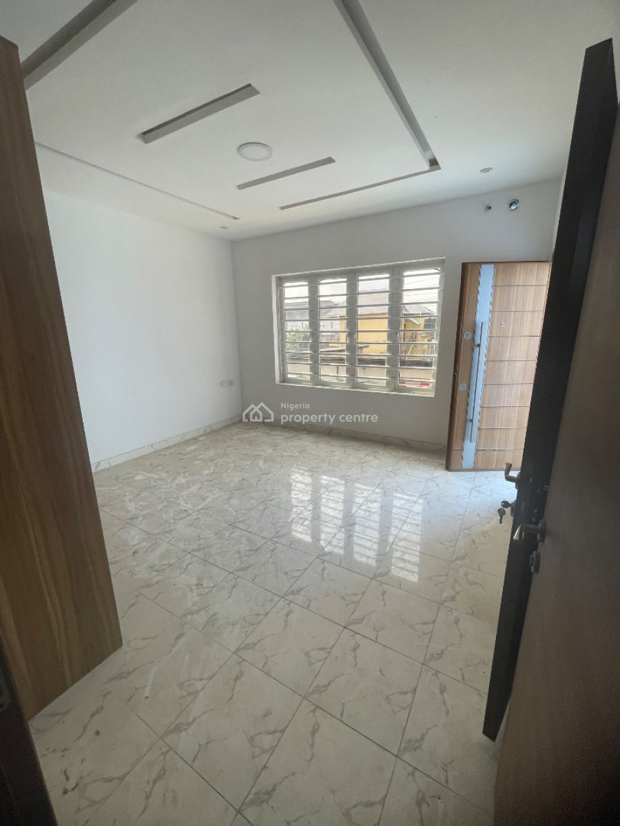 Standard and Beautiful 3 Bedroom Duplex, Ajah, Lagos, Terraced Duplex for Sale