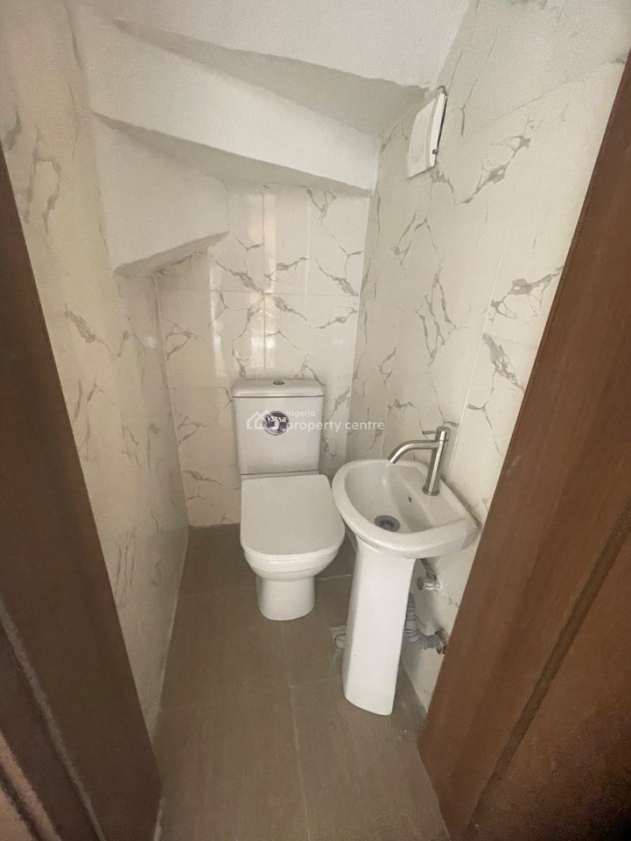 Standard and Beautiful 3 Bedroom Duplex, Ajah, Lagos, Terraced Duplex for Sale