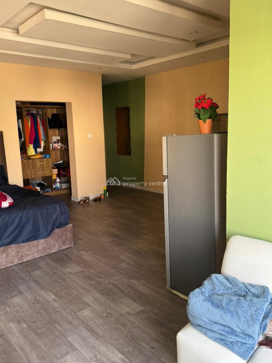 Beautifully Furnished Shared Apartment in a Gated Estate, Ologolo, Lekki, Lagos, Self Contain (single Rooms) for Rent