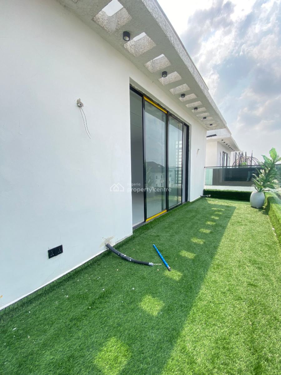 5 Bedroom Fully Detached Duplex with Bq, Ikota, Lekki, Lagos, Detached Duplex for Sale