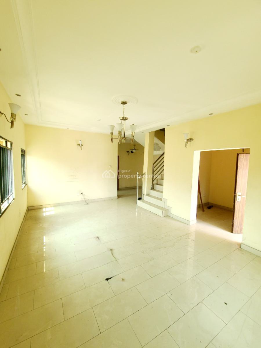 Spacious 4 Bedroom Semi Detached Duplex with 1 Bq, Chevron Estate, Chevron Drive, Lekki, Lagos, Semi-detached Duplex for Rent