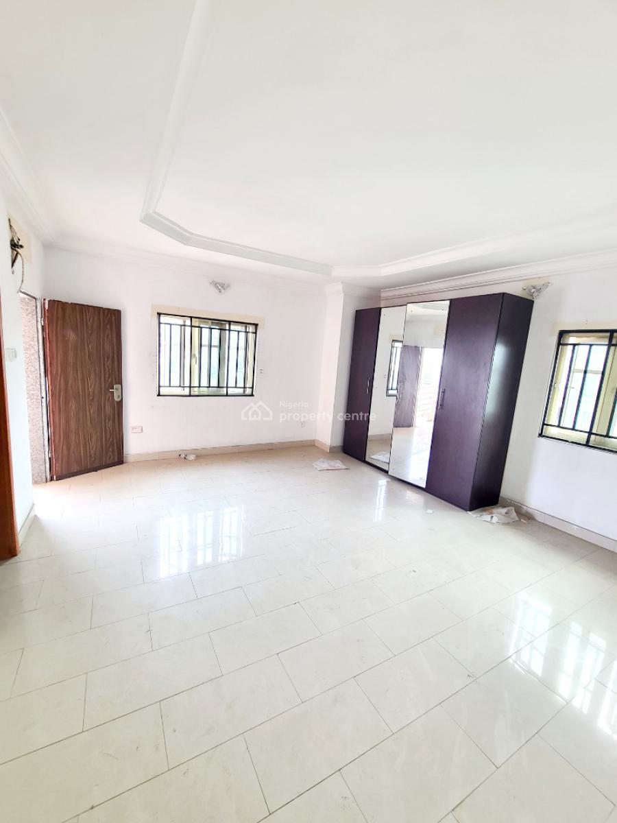 Spacious 4 Bedroom Semi Detached Duplex with 1 Bq, Chevron Estate, Chevron Drive, Lekki, Lagos, Semi-detached Duplex for Rent