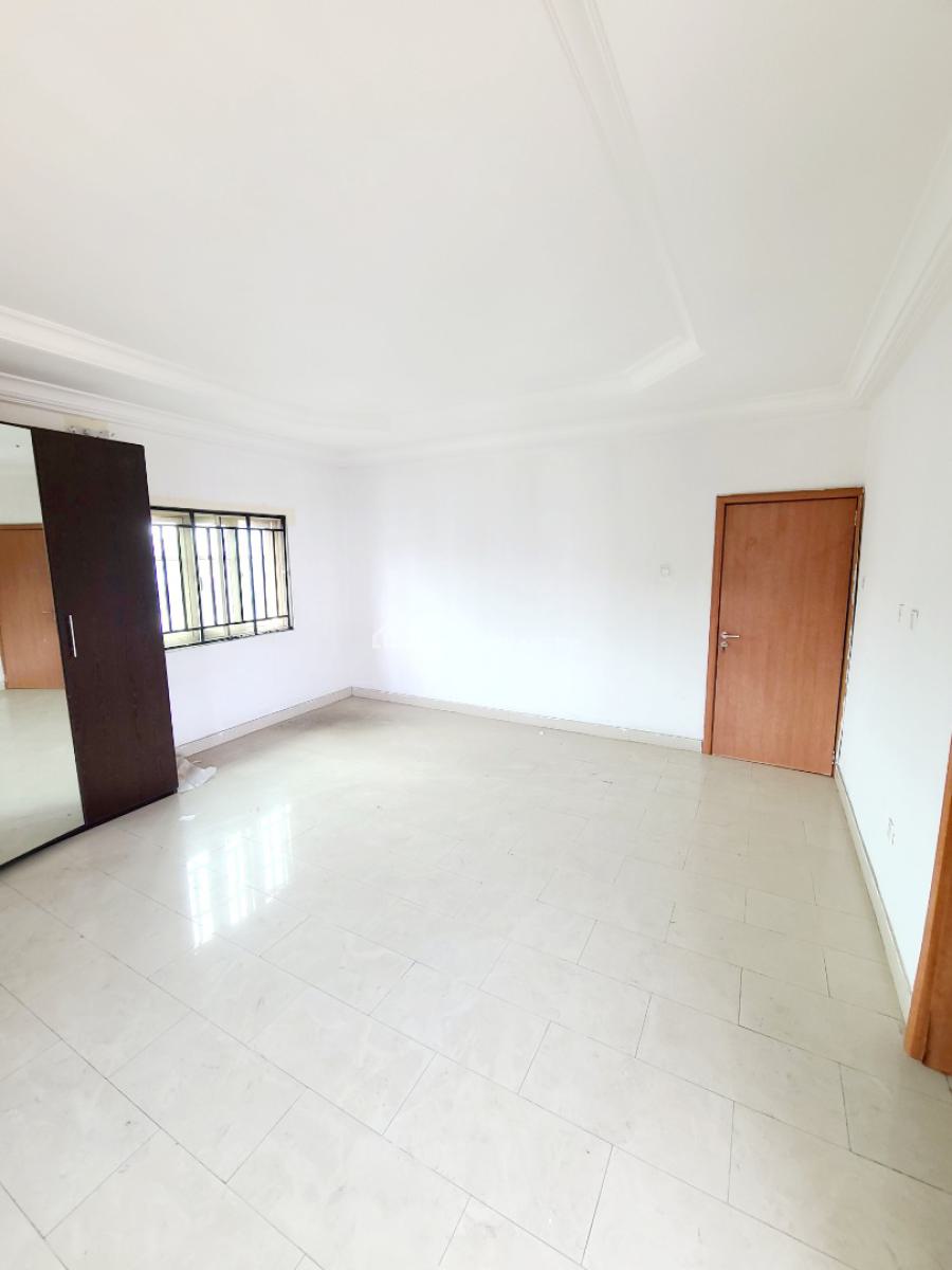 Spacious 4 Bedroom Semi Detached Duplex with 1 Bq, Chevron Estate, Chevron Drive, Lekki, Lagos, Semi-detached Duplex for Rent