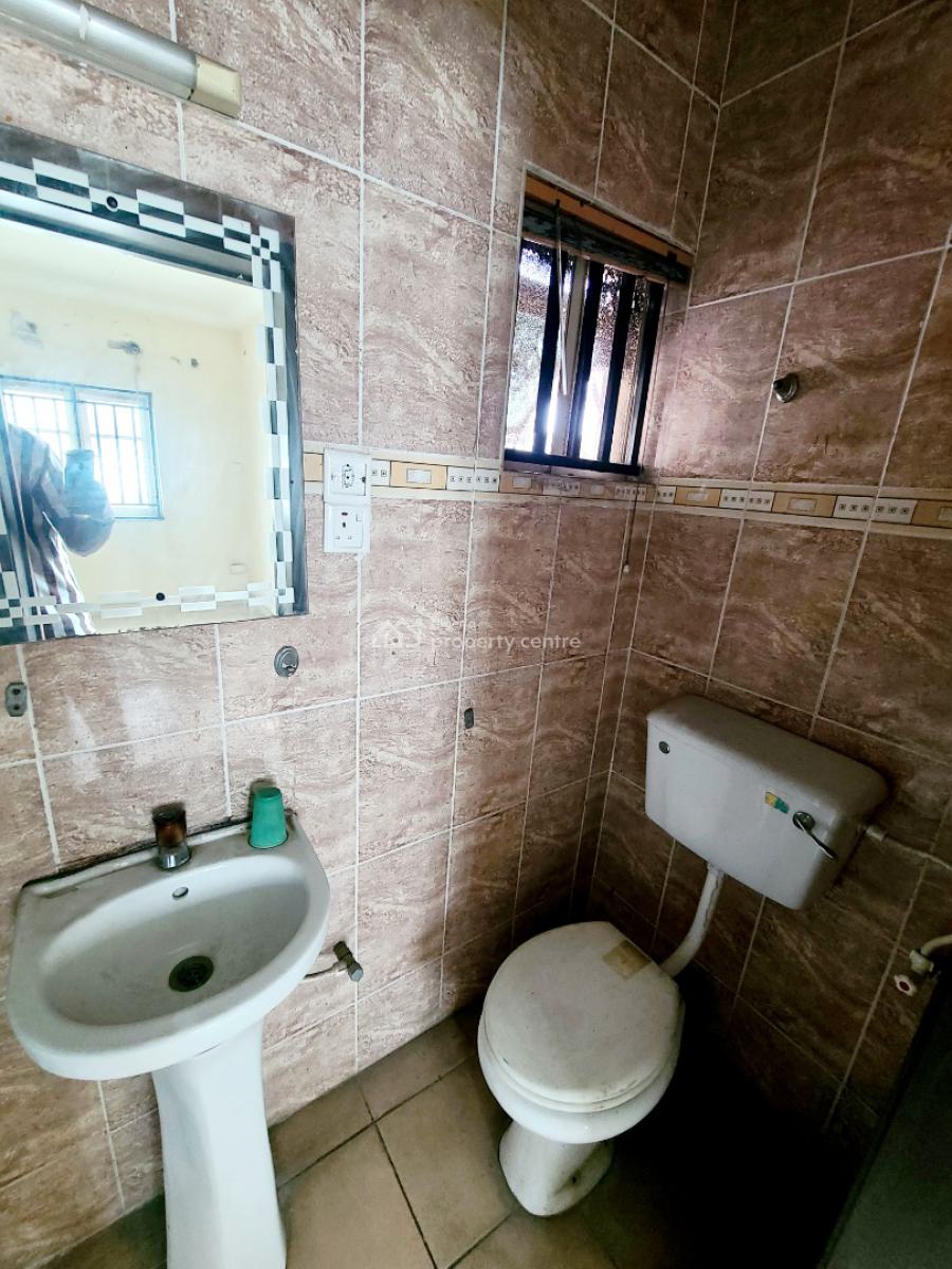 Spacious 4 Bedroom Semi Detached Duplex with 1 Bq, Chevron Estate, Chevron Drive, Lekki, Lagos, Semi-detached Duplex for Rent