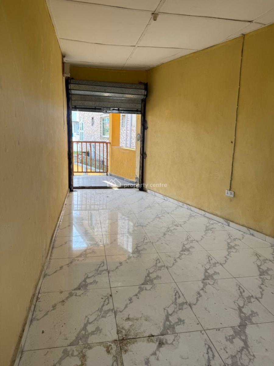 Shop, Ado Road, Ajah, Lagos, Commercial Property for Rent