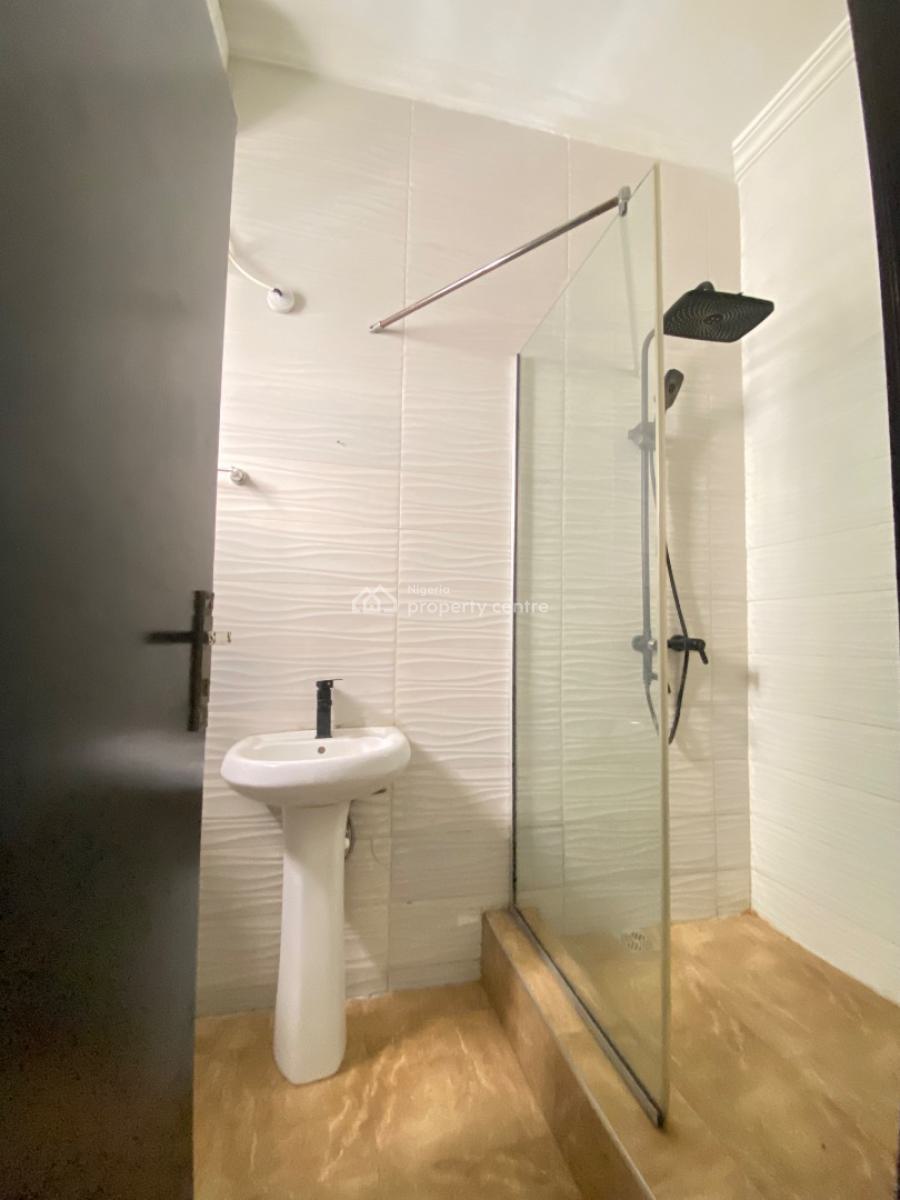 5 Bedroom Fully Detached House with Bq, Ikota, Lekki, Lagos, Detached Duplex for Rent