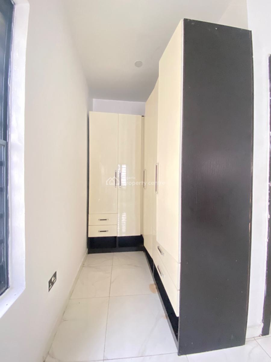 5 Bedroom Fully Detached House with Bq, Ikota, Lekki, Lagos, Detached Duplex for Rent