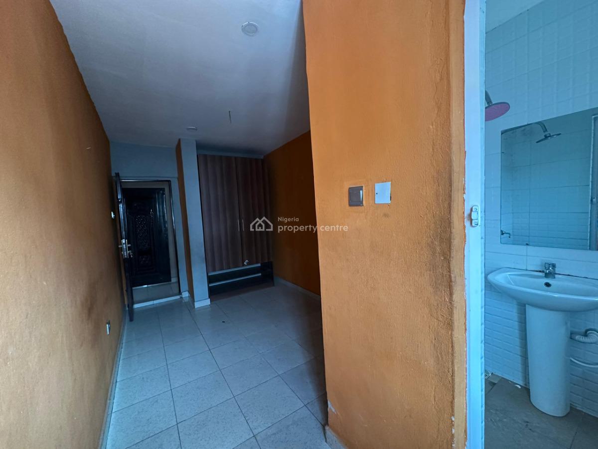 2 Bedroom Flat, Off International Airport Road Ajao Estate, Isolo, Lagos, Flat / Apartment for Rent