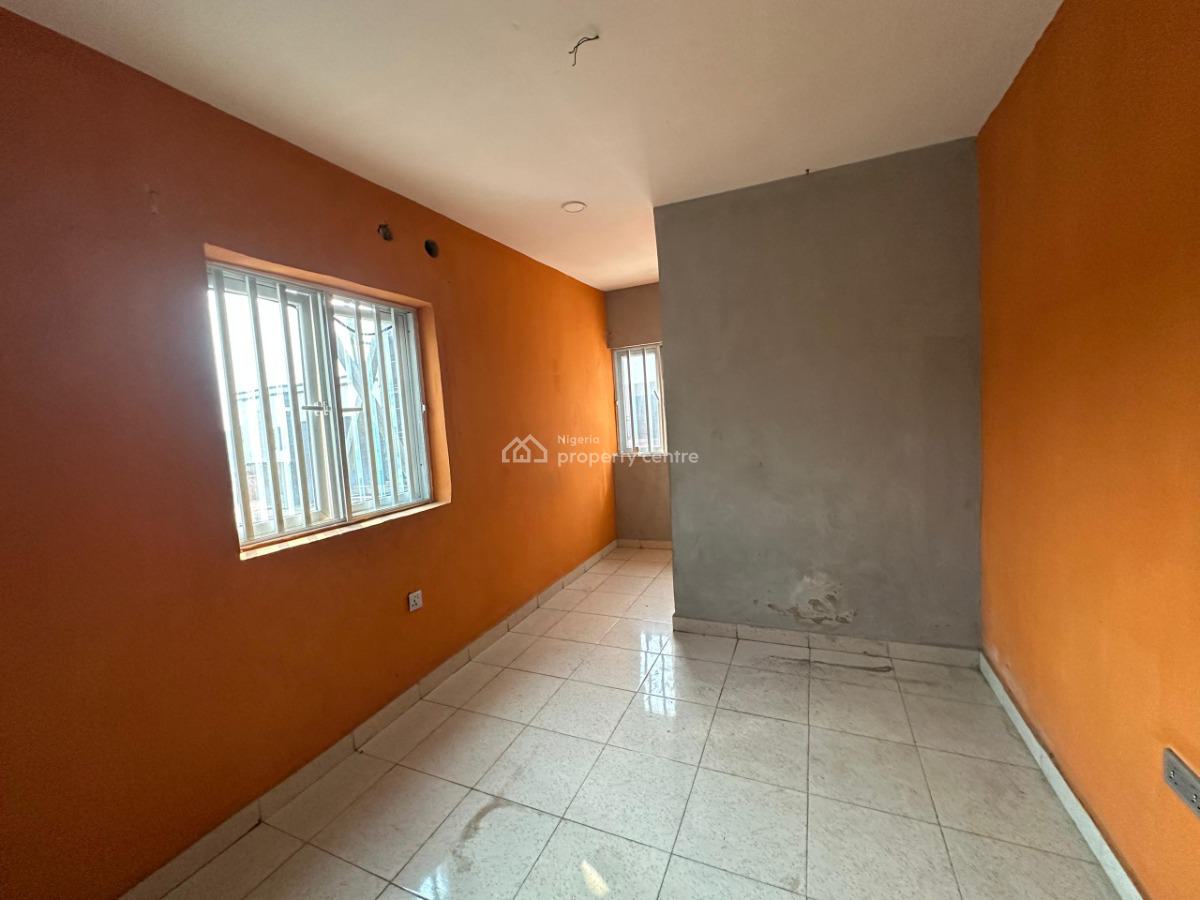 2 Bedroom Flat, Off International Airport Road Ajao Estate, Isolo, Lagos, Flat / Apartment for Rent