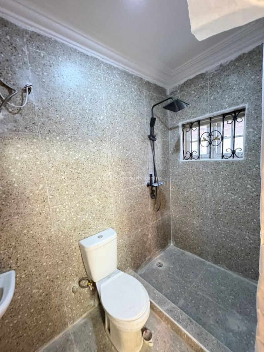 Luxurious and Spacious Three Bedrooms Apartment in a Serene Estate, Lekki Phase 1, Lekki Phase 1, Lekki, Lagos, Flat / Apartment for Rent