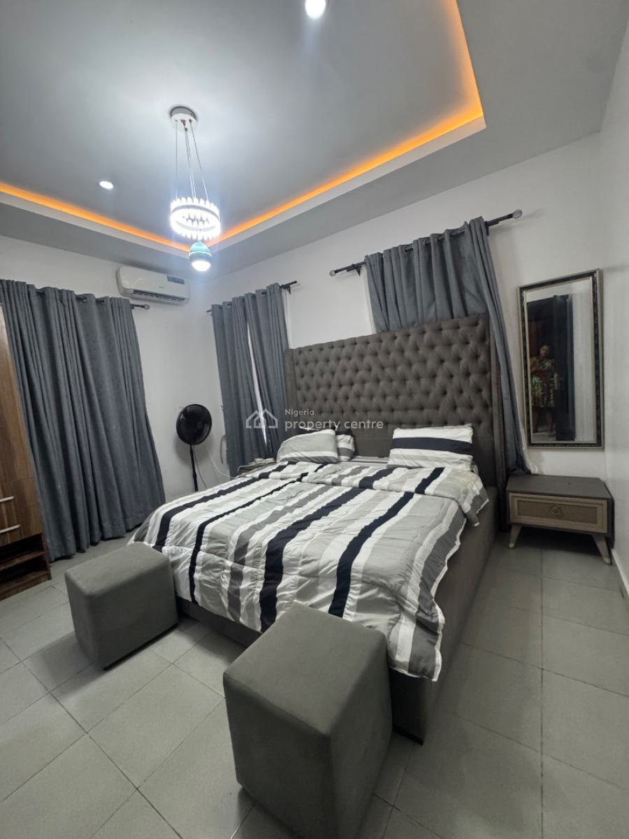Spacious 1 Bedroom Airbnb Apartment with 24 Hours Light ,snooker Board, Lekki Scheme 2, Off Abraham Adesanya Road, Ajah, Lagos, Mini Flat (room and Parlour) Short Let
