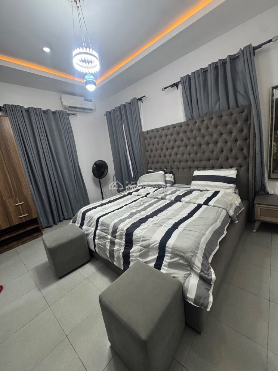 Spacious 1 Bedroom Airbnb Apartment with 24 Hours Light ,snooker Board, Lekki Scheme 2, Off Abraham Adesanya Road, Ajah, Lagos, Mini Flat (room and Parlour) Short Let