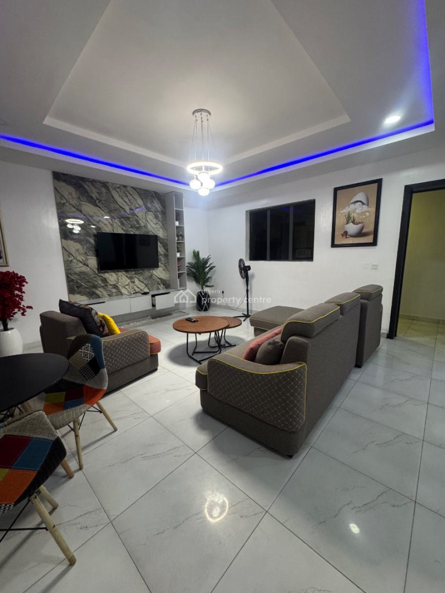 Spacious 1 Bedroom Airbnb Apartment with 24 Hours Light ,snooker Board, Lekki Scheme 2, Off Abraham Adesanya Road, Ajah, Lagos, Mini Flat (room and Parlour) Short Let