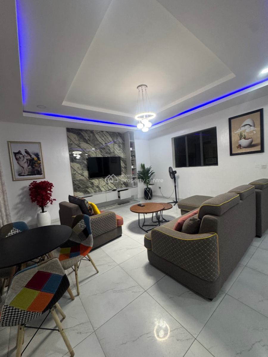 Spacious 1 Bedroom Airbnb Apartment with 24 Hours Light ,snooker Board, Lekki Scheme 2, Off Abraham Adesanya Road, Ajah, Lagos, Mini Flat (room and Parlour) Short Let