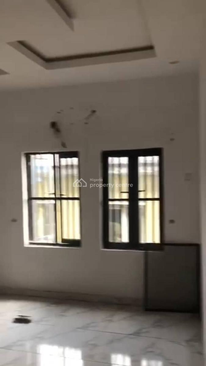 Lovely 2 Bedroom Flat, Falolu Street Off Ogunlana Drive, Surulere, Lagos, Flat / Apartment for Rent