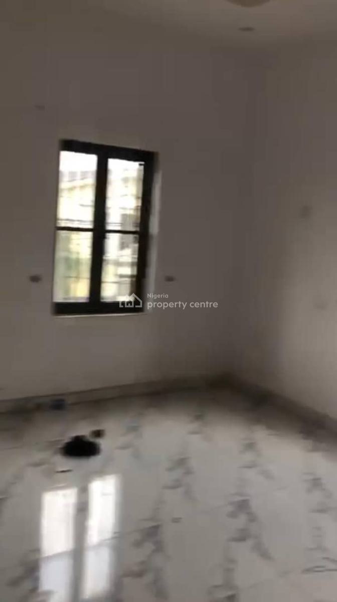 Lovely 2 Bedroom Flat, Falolu Street Off Ogunlana Drive, Surulere, Lagos, Flat / Apartment for Rent